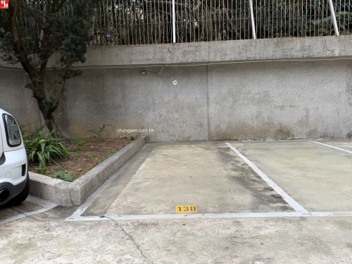 沙田翠田街1-3號愉景花園 L1層130號車位 。