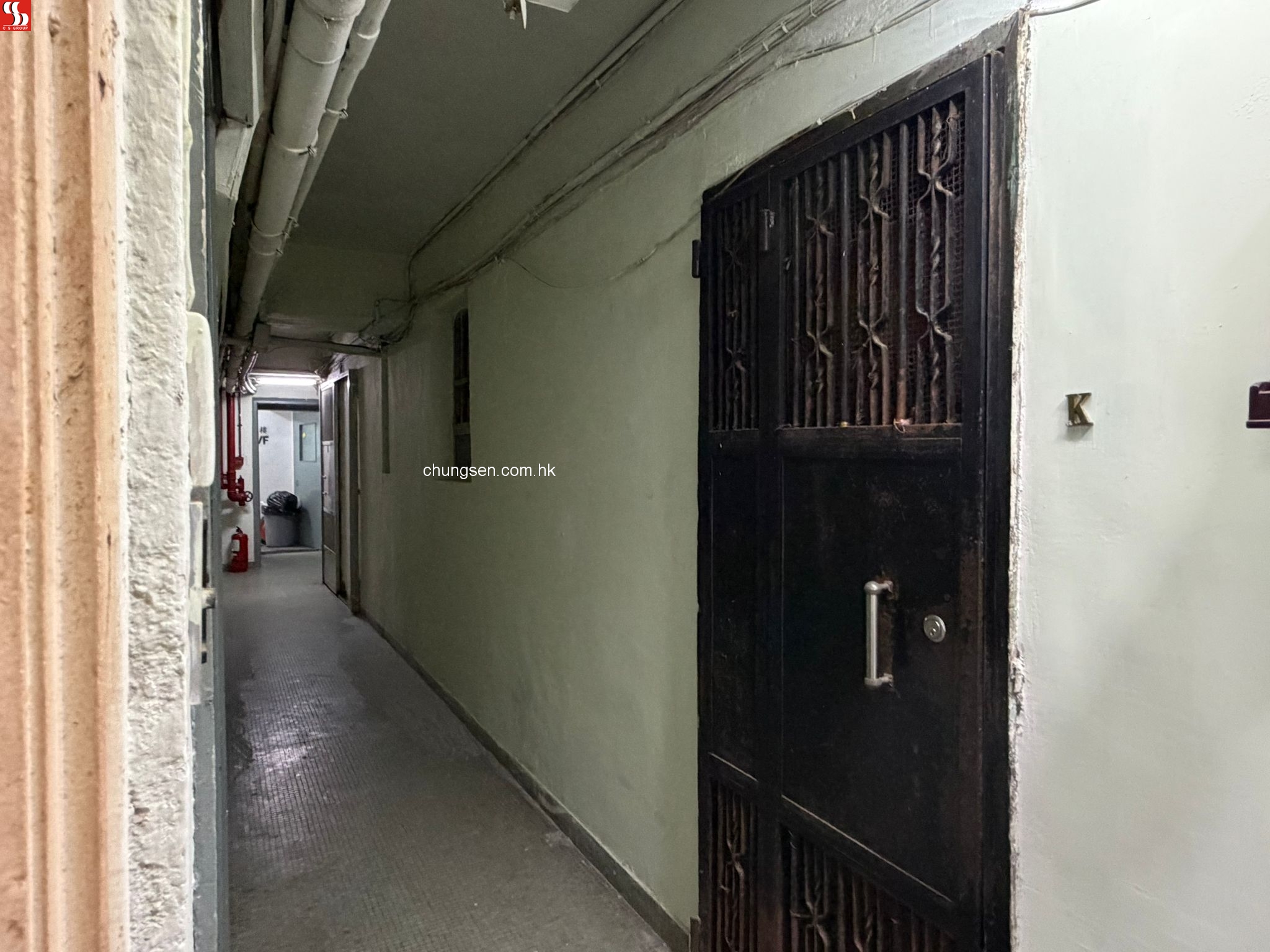 旺角奶路臣街 1號源發大廈1字樓K單位連外牆。