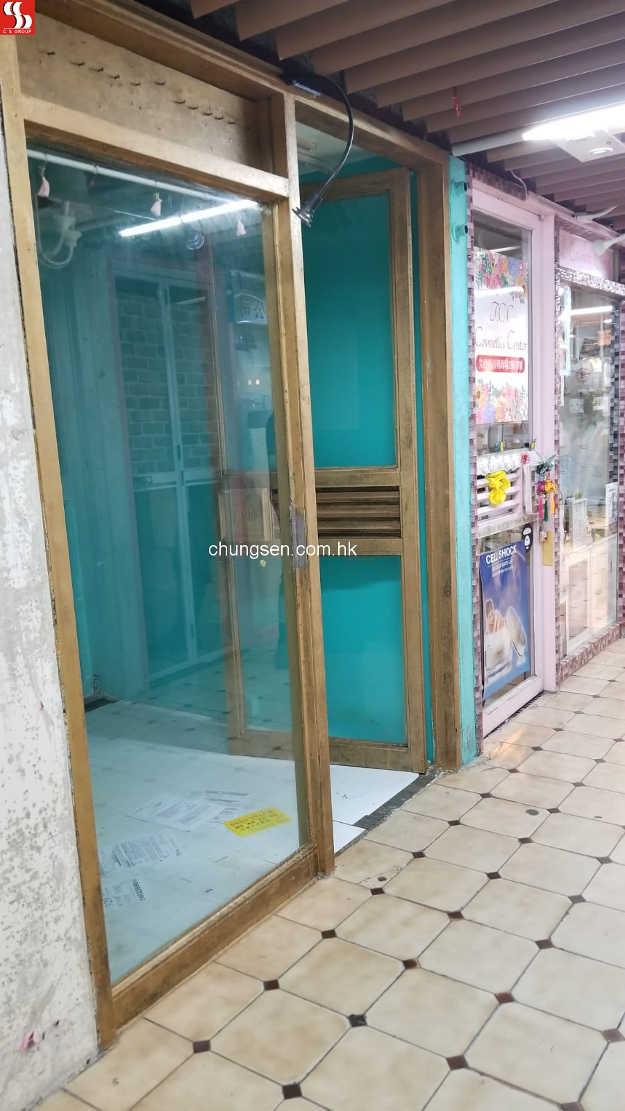 尖沙咀漆咸道南87-105號百利商業中心2字樓79號舖位。