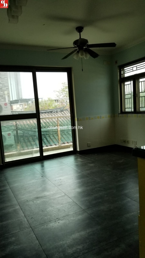 粉嶺新圍3號2字樓連天台及露台。(銀主命)