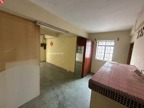 元朗流浮山新慶村5號地下 (Lot No. 3518 DD129) 。(銀主命)