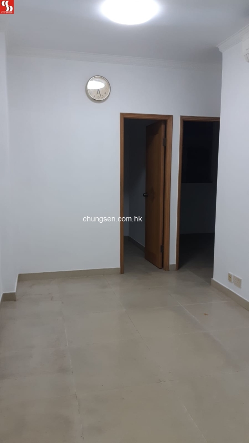 九龍深水埗醫局街179號嘉寶大廈5字樓。