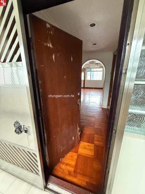 FLAT J ON 16TH FLOOR KING'S HOUSE NO.971 KING'S ROAD HONG KONG