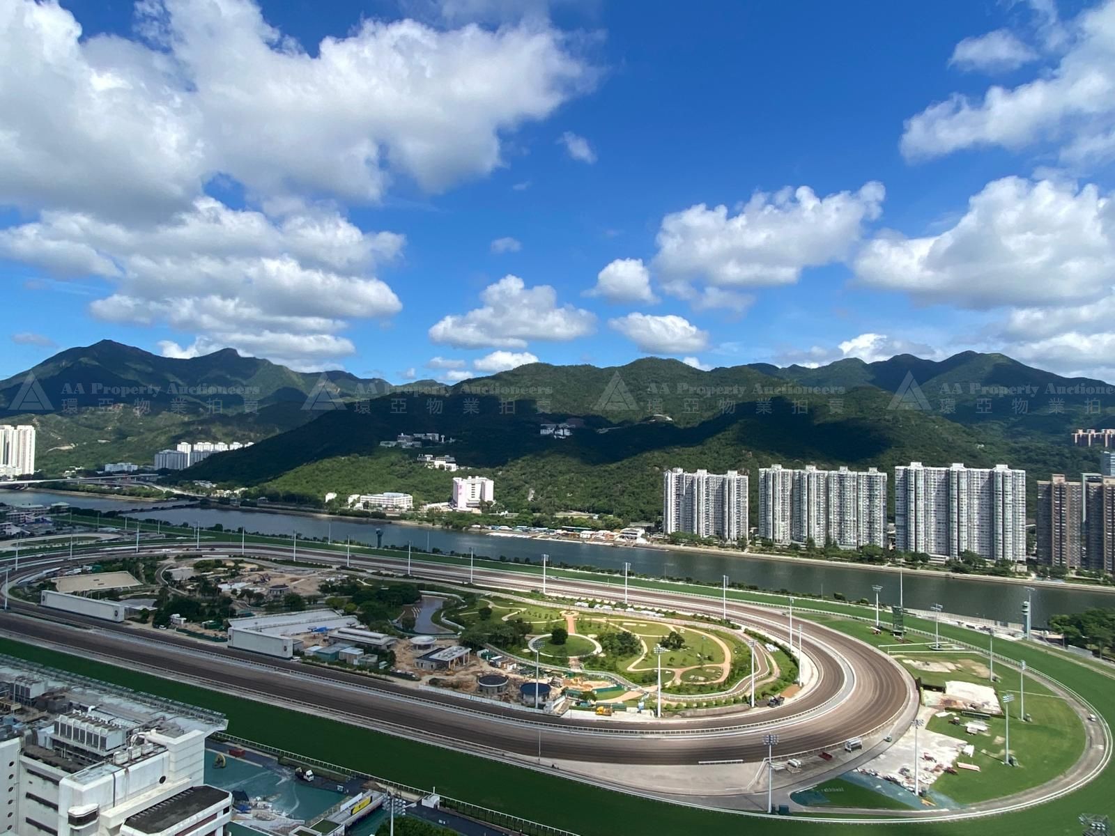 新界沙田火炭駿景路1號駿景園7座39及40字樓F室 (複式)連地下停車位E057號 Flat F, 39/F & 40/F (Duplex), Block 7 and Carpark No.E057 on G/F, Royal Ascot, No. 1 Tsun King Road, Fo Tan, Shatin, NT