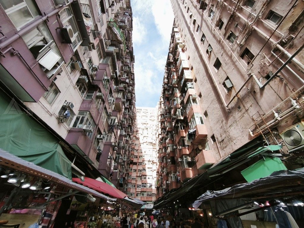 香港鰂魚涌英皇道995號寶利大廈6字樓5室 Flat No.5 (formerly Flat No.605) on 6/F, Po Lee Building, No. 995 Kings Road, Quarry Bay, HK