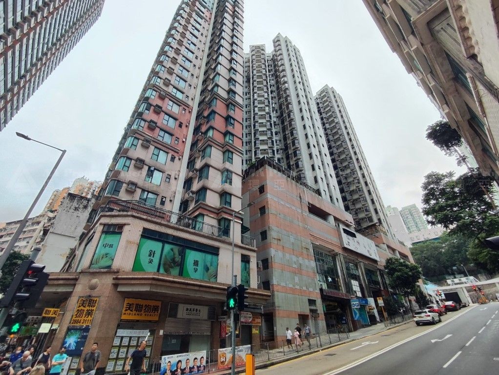 香港筲箕灣南康街17號筲箕灣天悅廣場1字樓1066號舖 Shop 1066 on 1/F, Commercial Development Shaukeiwan Plaza, No. 17 Nam Hong Street, Shau Kei Wan, HK