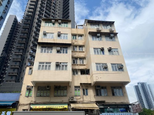 新界元朗元朗安寧路70-74號保輝樓5字樓C室及天台 Flat C, 5/F and Roof, Po Fai Building, Nos. 70/74 Yuen Long On Ning Road, Yuen Long NT