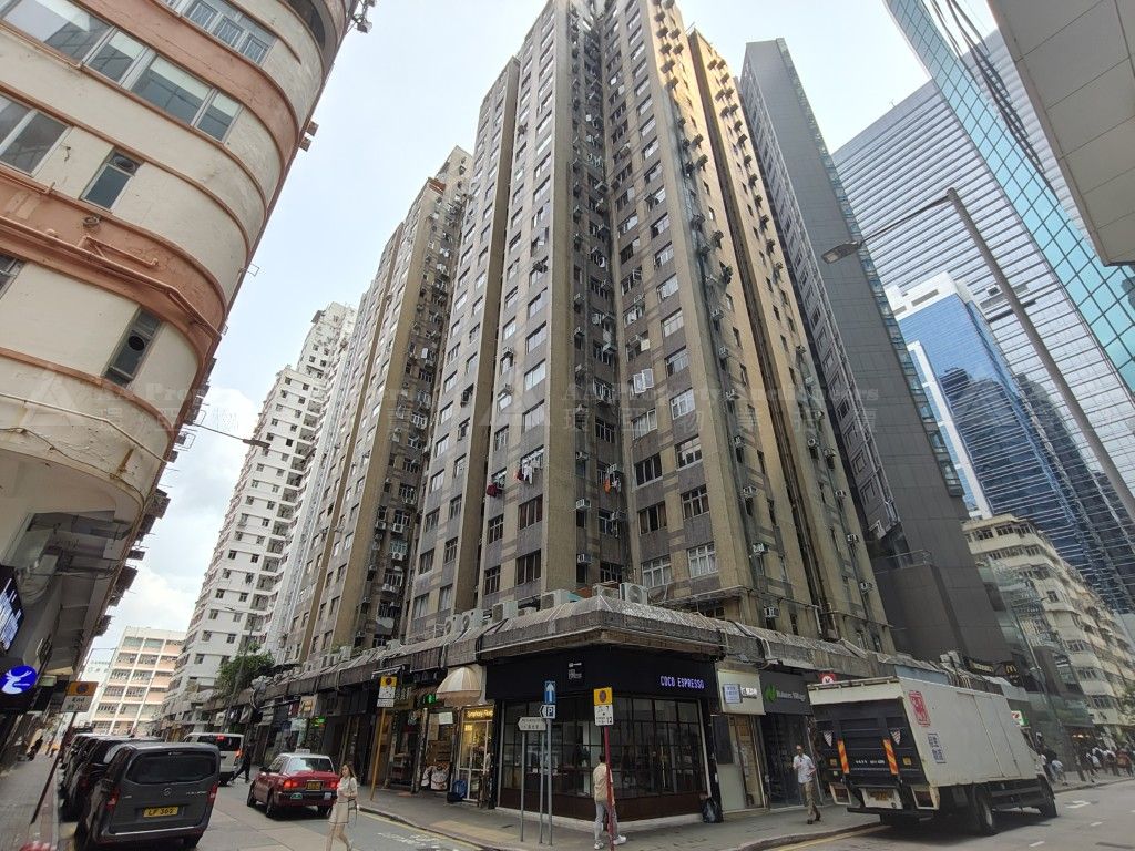 香港鰂魚涌海光街13/15號海光苑地下8號舖 Shop No. 8 on G/F, Hoi Kwong Court, Nos. 13/15 Hoi Kwong Street, Quarry Bay, HK