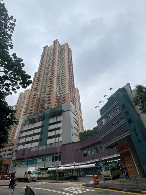 九龍牛池灣瓊東街8號嘉峰臺PL1層P8號舖 (高息連約 對正Lift口) Shop No. P8 on Podium Level 1 Floor, Kingsford Terrace, No. 8 King Tung Street, Ngau Chi Wan, Kln.