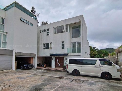 新界西貢清水灣近坑口永隆路銀林閣7號洋房 House No. 7 including the Garden, Terrace, Yard and Garage, Ryan Court, off Hang Hau Wing Lung Road, Clear Water Bay, Sai Kung, NT (DD238 Lot No. 585)