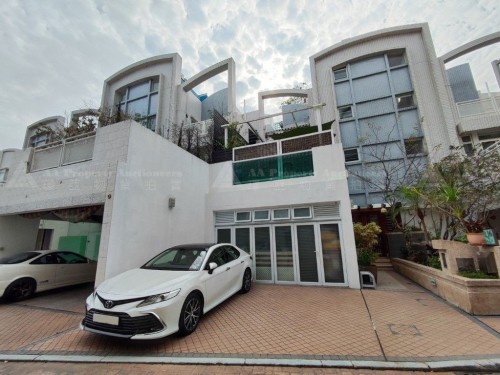 新界屯門青發街28號浪濤灣16號屋 House 16, Aqua Blue, No. 28 Tsing Fat Street, Tuen Mun, NT