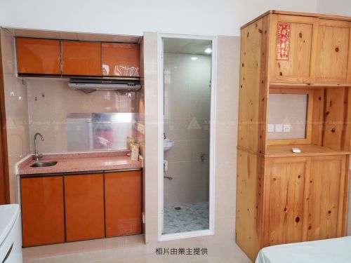 九龍尖沙咀樂道36-50號及彌敦道83-97號華源大廈6字樓B2室 Flat B2, 6/F, TsimShaTsui Mansion, Nos. 83-97 Nathan Road, Nos. 36-50 Lock Road, Tsim Sha Tsui, Kln.
