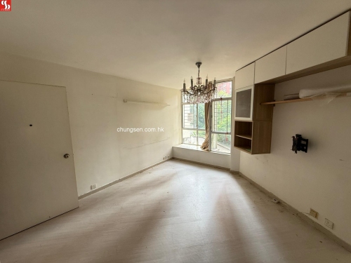 FLAT B ON 1ST FLOOR OF BLOCK 7 SCENEWAY GARDEN NO.8 SCENEWAY ROAD KOWLOON