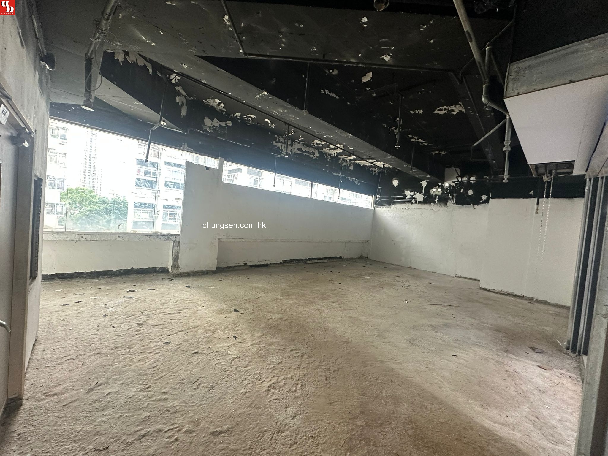 新界元朗天水圍天湖路1號嘉湖新北江商場平台190號舖 。
