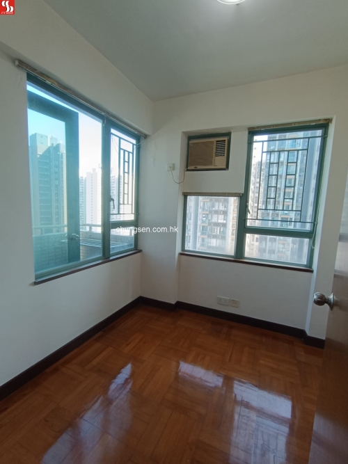 FLAT G ON 28TH FLOOR INCLUDING THE BALCONY THEREOF WITH ROOF G AND LOCKER NO.105L ON 1ST FLOOR THE SORENTINO NO.483 SHUN NING ROAD KOWLOON