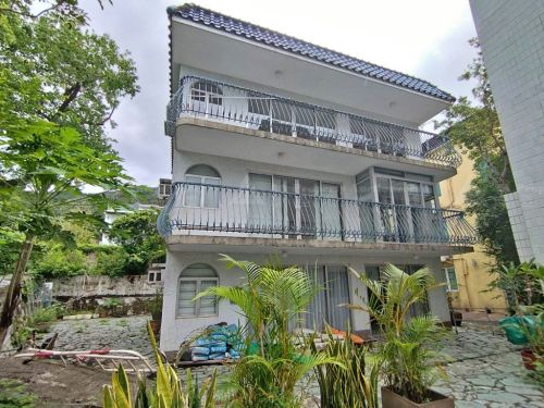 新界大嶼山石壁大浪灣村53號地下, 1字樓及2字樓連天台 (DD321 Lot No. 199) G/F, 1/F, 2/F & Roof, 53 Tai Long Wan Tsuen, Shek Pik, Lantau Island, NT (DD321 Lot No. 199)