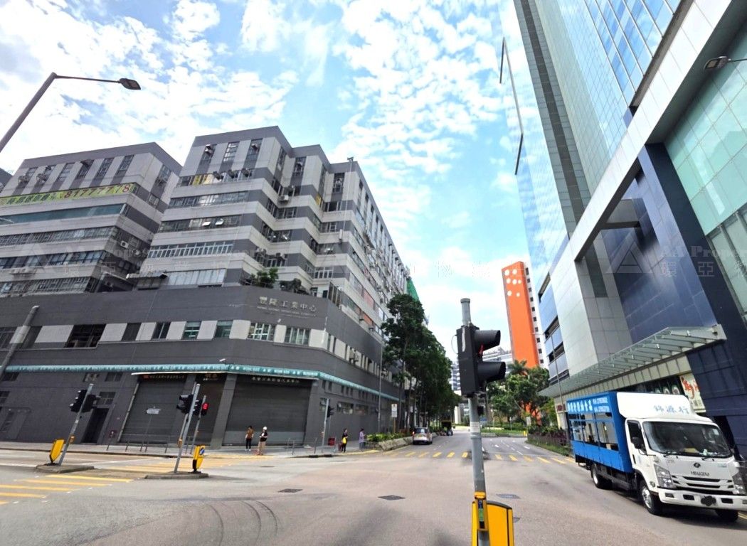 九龍九龍灣宏光道4號豐隆工業中心3字樓12及13室 Workshop Nos. 12 & No. 13 on 3/F, Hong Leong Industrial Complex, No. 4 Wang Kwong Road Kowloon Bay, Kln.