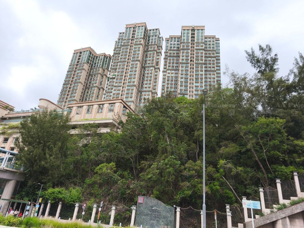 新界荃灣青山公路青龍頭段44號浪翠園第4期12座8字樓A室 Flat A, 8/F, Block 12, Sea Crest Villa, Phase 4, No. 44 Castle Peak Road Tsing Lung Tau, Tsuen Wan, NT