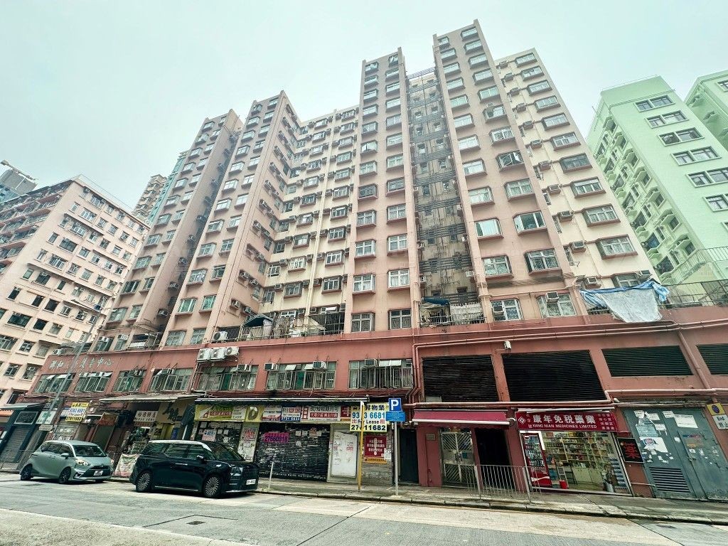 九龍土瓜灣炮仗街100號新城中心4座6字樓F室 Flat F, 6/F, Block 4, Sun Shing Centre, No. 100 Pau Chung Street, To Kwa Wan, Kln.