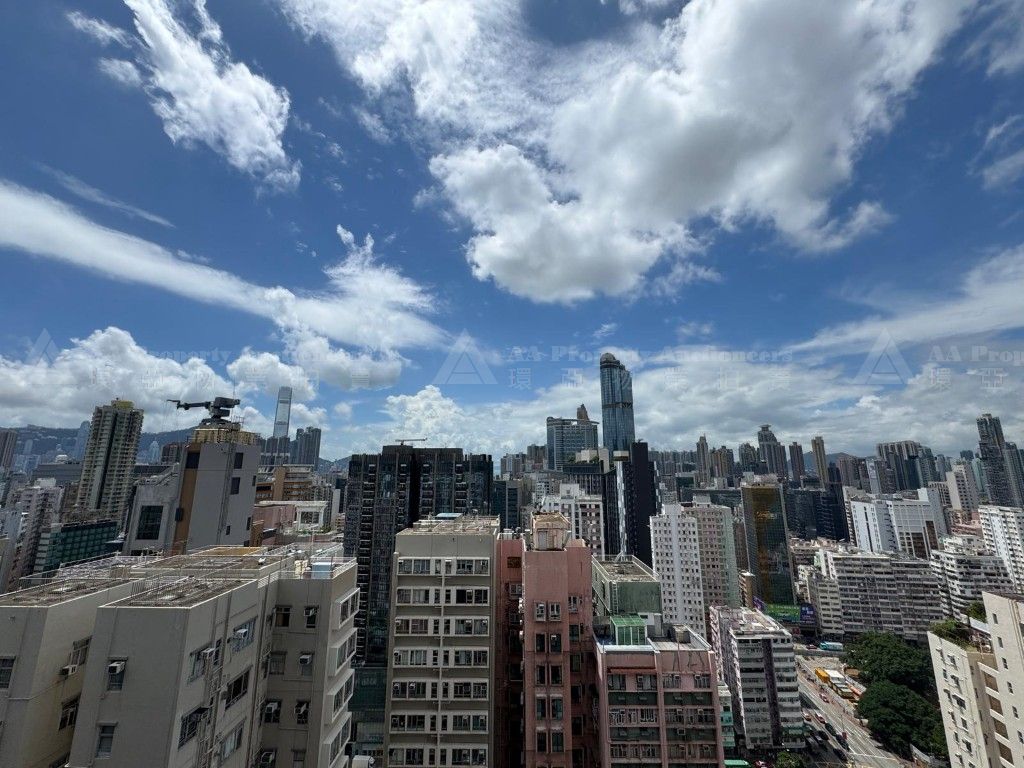 九龍何文田勝利道7號加多利軒30字樓H室連露台 Flat H, 30/F with Balcony, Seven Victory Avenue, No. 7 Victory Avenue, Ho Man Tin, Kln.