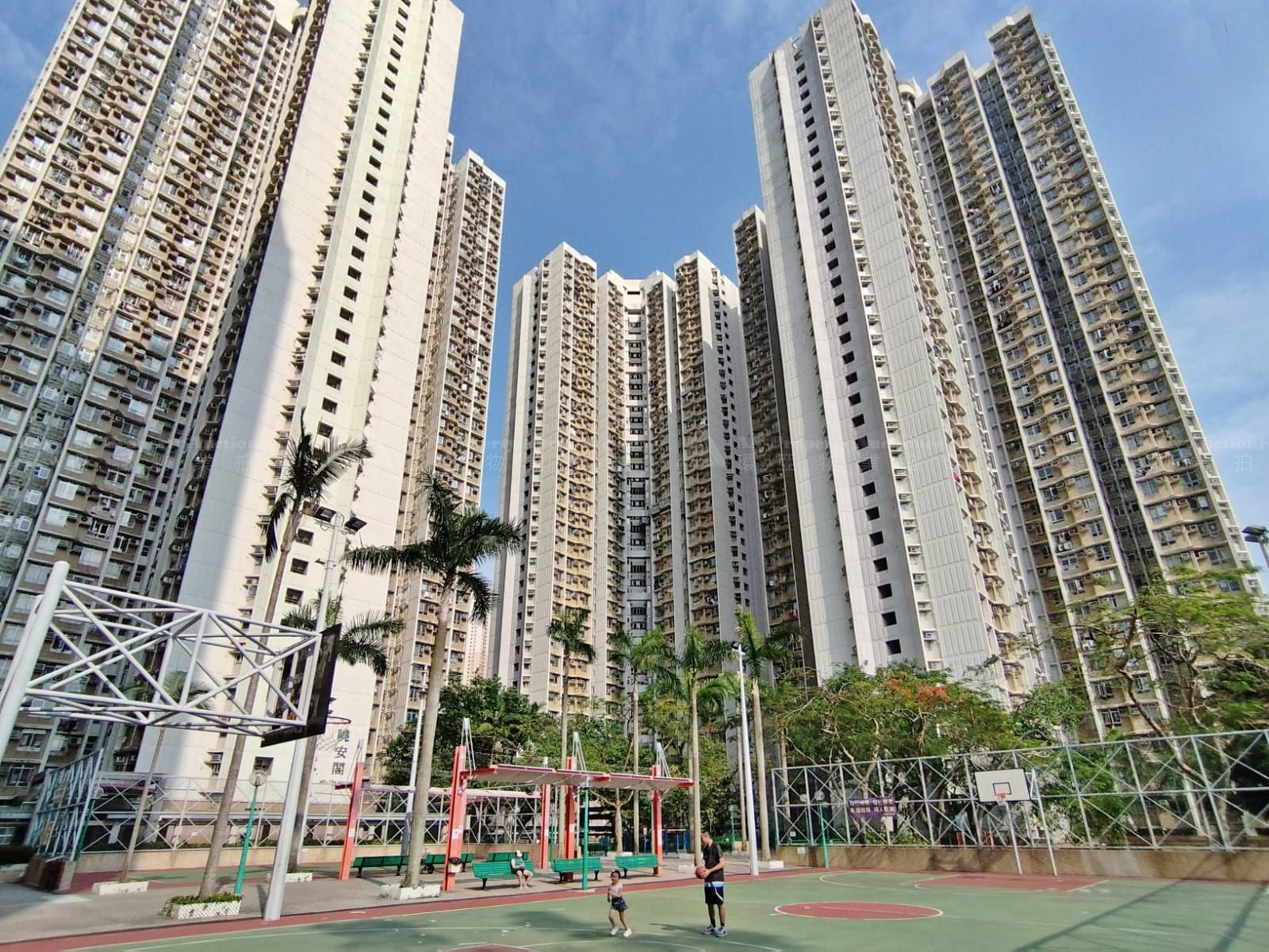 九龍觀塘曉光街21號曉麗苑F座(曉逸閣)1字樓11室 (自由市場) Flat 11, 1/F, Hiu Lai Court, Block F(Hiu Yat House), No. 21 Hiu Kwong Street, Kwun Tong, Kln.