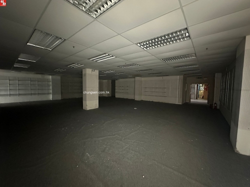 沙田坳背灣街38-40號華衛工貿中心16字樓14號單位。(法院令)