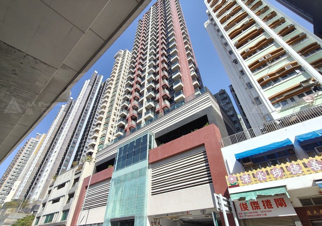 九龍深水埗通州街208號海柏匯28字樓F室連露台及工作平台 Flat F on 28/F with Balcony and Utility Platform, Harbour Park, No. 208 Tung Chau Street, Sham Shui Po, Kln.