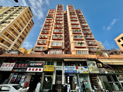 新界元朗元朗安興街50號好彩洋樓3字樓E室 Flat E, 3/F, Ho Choi Building, No. 50 Yuen Long On Hing Street, Yuen Long, NT