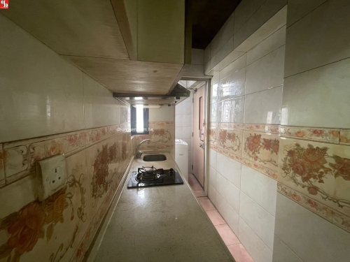 FLAT B ON 7TH FLOOR CHEONG FAI BUILDING NO.97 YU CHAU STREET KLN