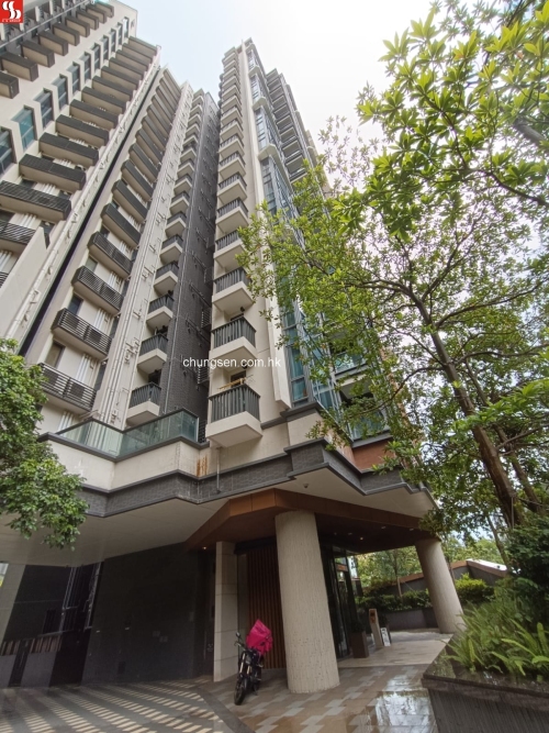 FLAT C ON 20TH FLOOR (INCLUDING THE ROOF(S) HELD THEREWITH) OF TOWER 1 OF THE LAGUNA THE BLOOMSWAY NO. 18 TSING YING ROAD TUEN MUN NEW TERRITORIES