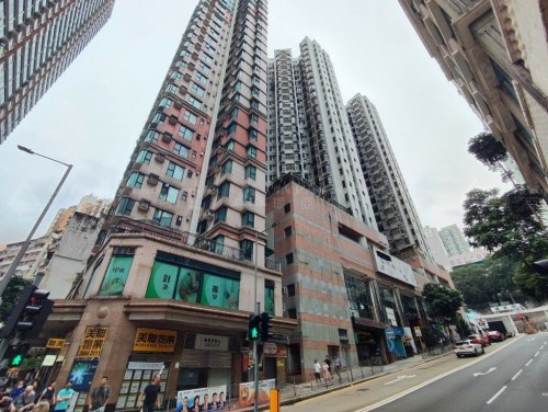 香港筲箕灣南康街17號筲箕灣天悅廣場1字樓1066號舖 Shop 1066 on 1/F, Commercial Development Shaukeiwan Plaza, No. 17 Nam Hong Street, Shau Kei Wan, HK