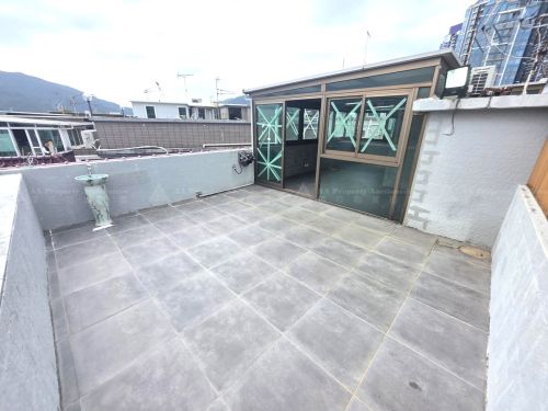 新界西貢井頭村20號屋2字樓A室連天台 (S.A, S.B & R.P. of Lot No. 1464 in DD165) Flat A on 2/F & Roof, S.A, S.B & R.P. of Lot No. 1464 in DD165, Sai Kung, NT