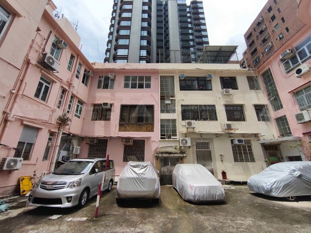 九龍何文田窩打老道124A號地下 Ground Floor, No.124A Waterloo Road, Ho Man Tin, Kln.