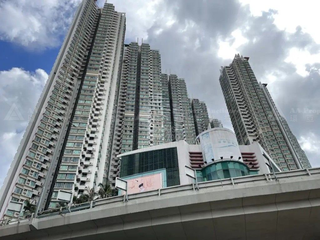 九龍大角咀福利街8號港灣豪庭10座23字樓G室連露台 Flat G, 23/F with Balcony, Block 10, Metro Harbour View, No. 8 Fuk Lee Street, Tai Kok Tsui, Kln.