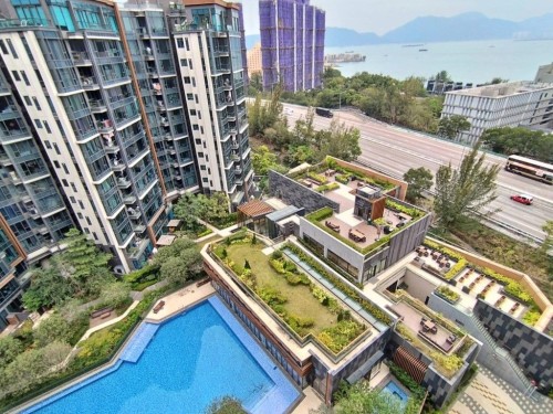 新界屯門青盈路18號滿名山滿庭2座12字樓B室 Flat B on 12/F, Tower 2, The Laguna, The Bloomsway, No. 18 Tsing Ying Road, Tuen Mun, NT