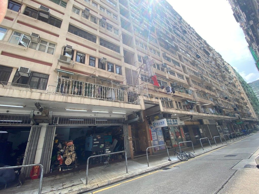 九龍佐敦文蔚街26-48號及文昌街25-47號文昌樓地下44號舖 (文蔚街44號) Shop No. 44 (No. 44 Man Wai Street) on G/F, Man Cheong Building, Nos. 25-47 Man Cheong Street & Nos.26-48 Man Wai Street, Jordan, Kln.