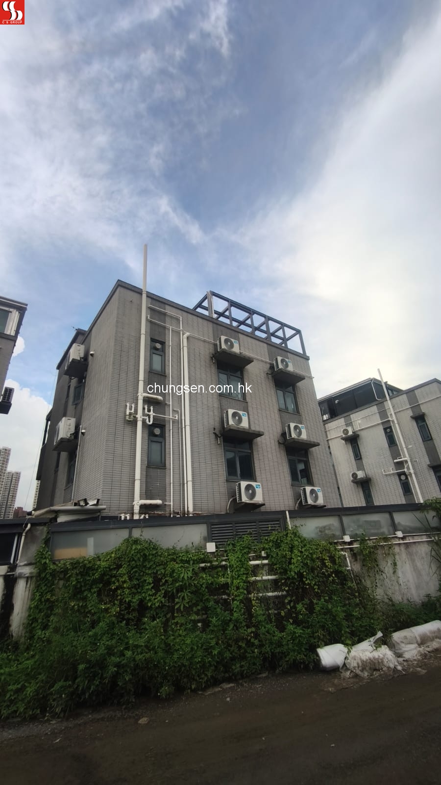 屯門紫田村282號全幢 (地下、1樓及2樓連天台及花園)。 (入口在茵翠豪庭對面) (總租金$32,500)